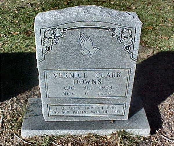 Vernice  Clark Downs Gravestone Photo