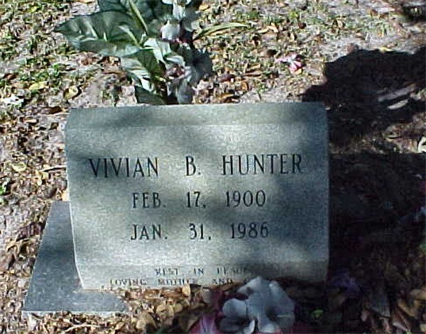 Vivian B. Hunter Gravestone Photo