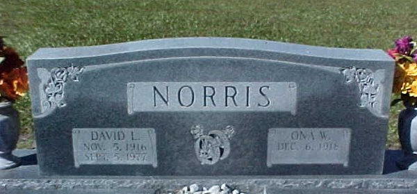 David L. & Ona W. Norris Gravestone Photo