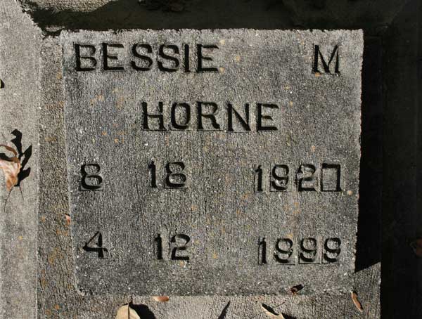 BESSIE MAE HORNE Gravestone Photo