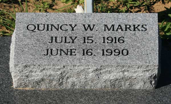 QUINCY W. MARKS Gravestone Photo