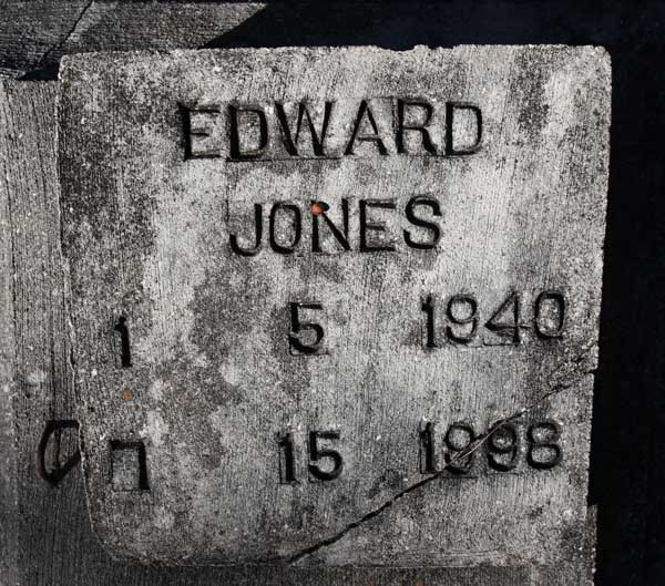 EDWARD JONES Gravestone Photo