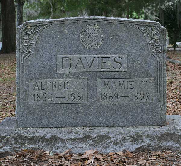 Alfred T. & Mamie T. Davies Gravestone Photo