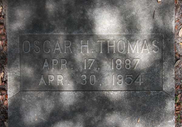 Oscar H. Thomas Gravestone Photo