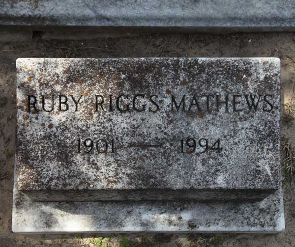 Ruby Riggs Mathews Gravestone Photo