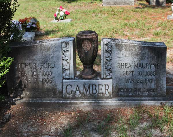 Arthur Ford & Rhea Mauryne Gamber Gravestone Photo