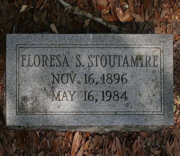 Floresa S. Stoutamire Gravestone Photo