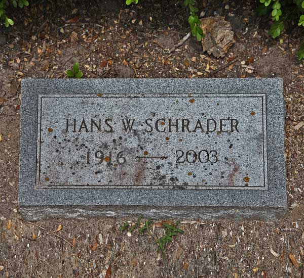 Hans W. Schrader Gravestone Photo