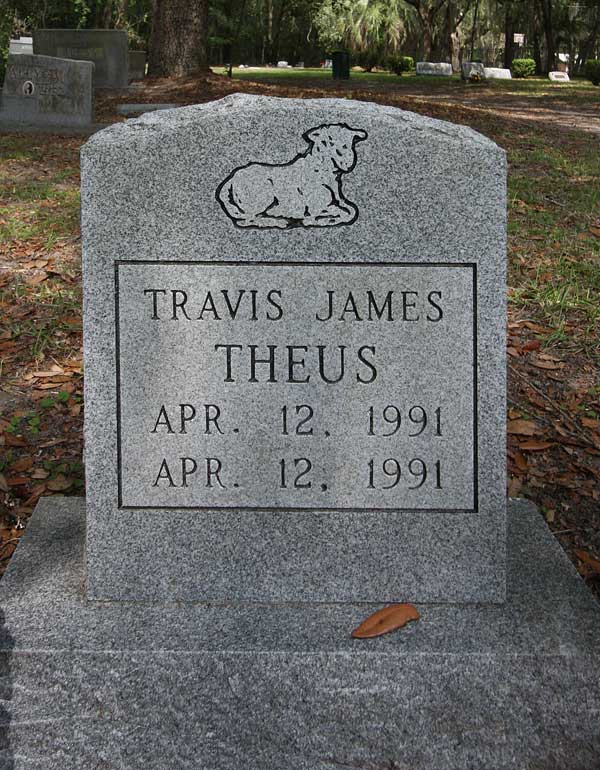 Travis James Theus Gravestone Photo