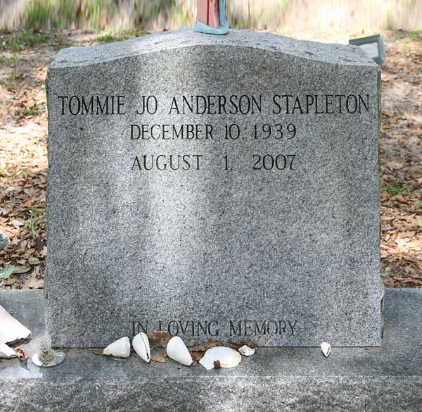 Tommie Jo Anderson Stapleton Gravestone Photo
