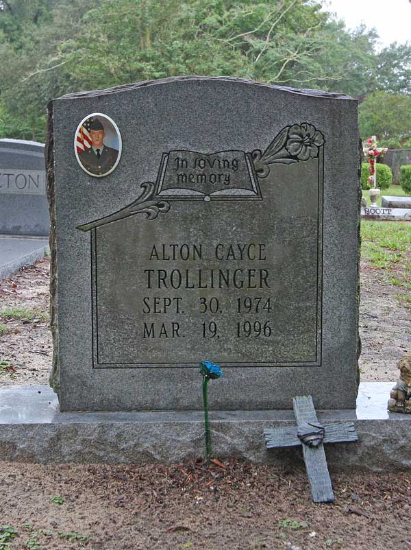 Alton Cayce Trollinger Gravestone Photo