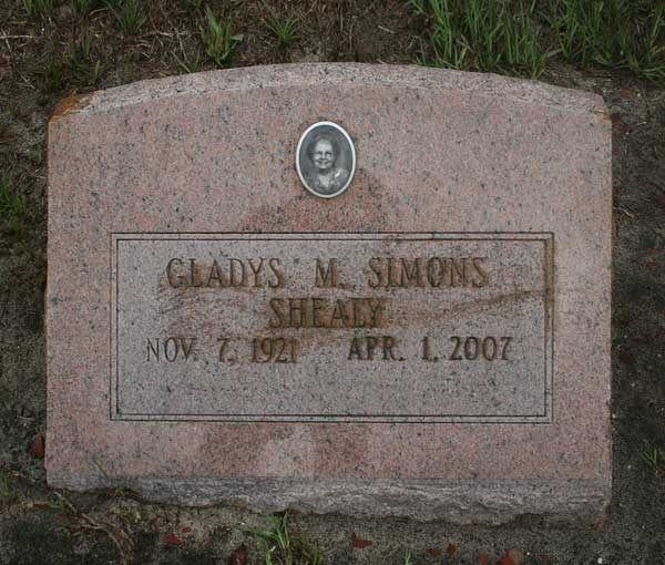 Gladys M. Simons Shealy Gravestone Photo