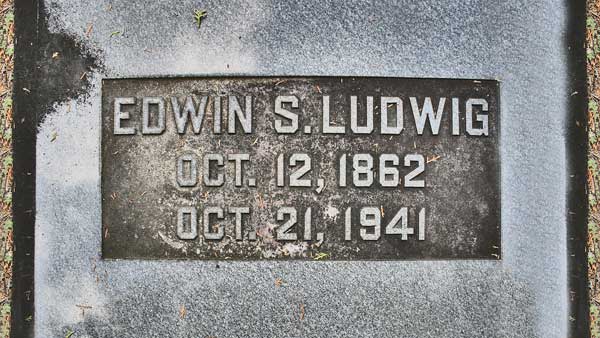 Edwin S. Ludwig Gravestone Photo