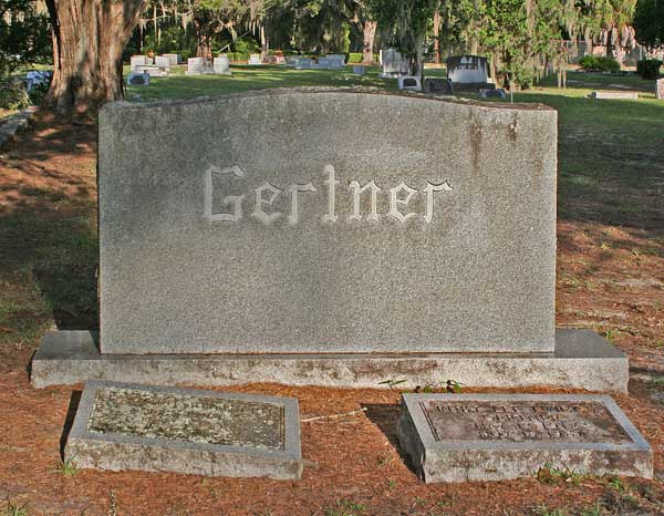  Gertner family Gravestone Photo