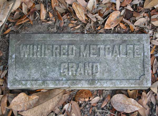Winifred Metcalfe Grand Gravestone Photo