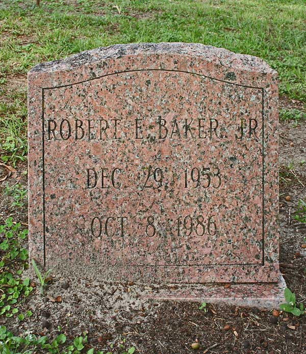 Robert E. Baker Gravestone Photo