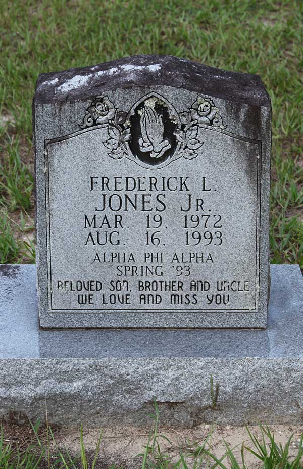 Frederick L. Jones Gravestone Photo