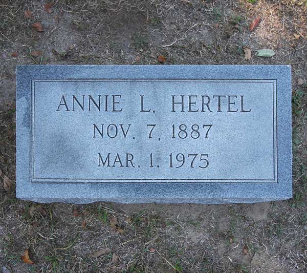 Annie L. Hertel Gravestone Photo