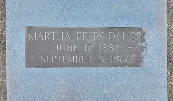 Martha Fitts Dauer Gravestone Photo