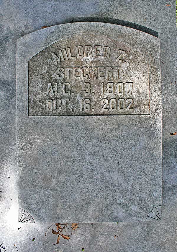Mildred Z. Steckert Gravestone Photo