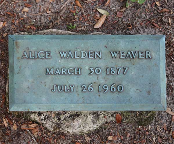 Alice Walden Weaver Gravestone Photo