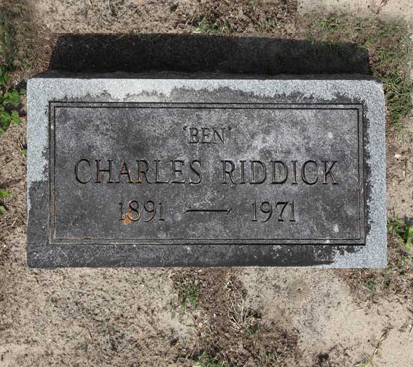 Charles Riddick Gravestone Photo