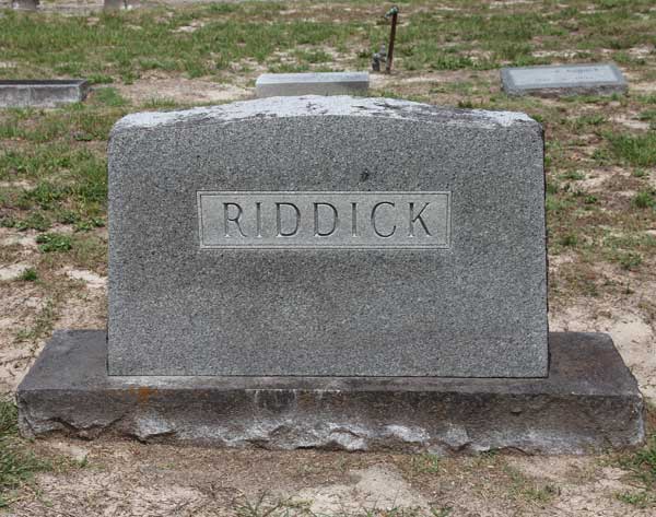  Riddick family monument Gravestone Photo