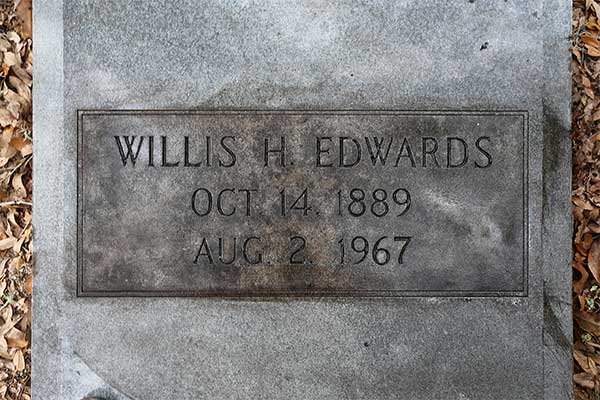 Willis H. Edwards Gravestone Photo