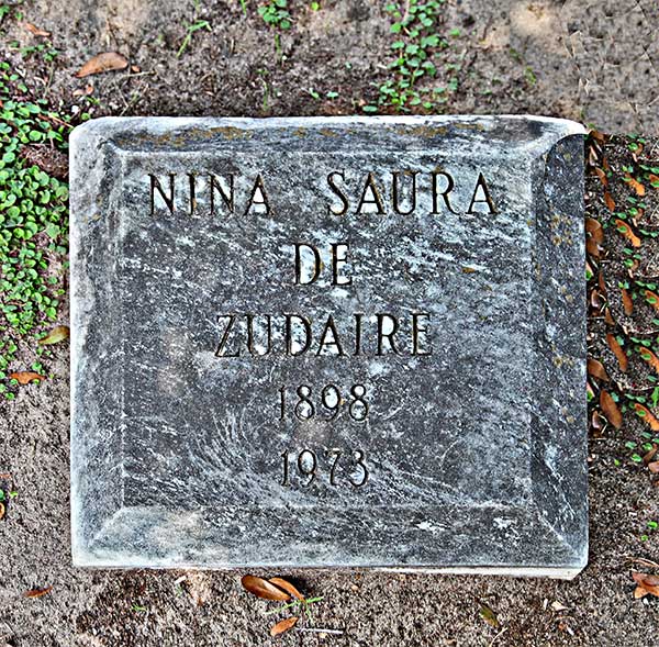 Nina Saura De Zudaire Gravestone Photo