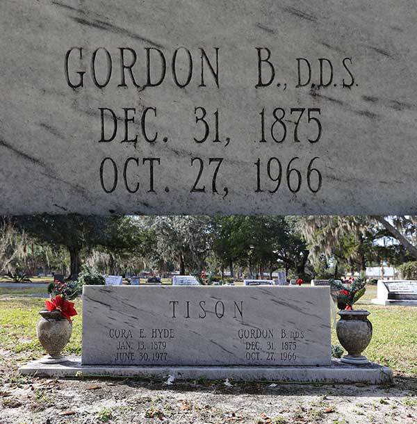 Gordon B. Tison Gravestone Photo