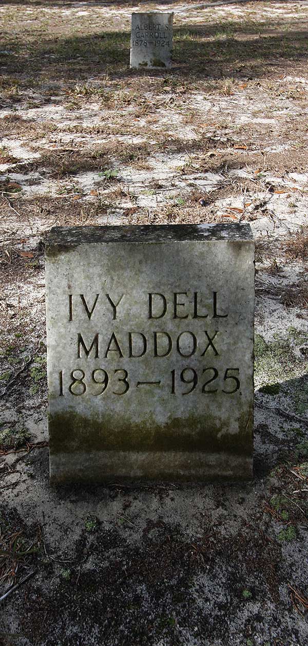 Ivy Dell Maddox Gravestone Photo
