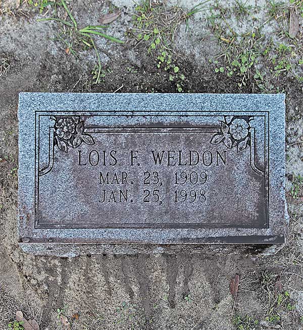 Lois F. Weldon Gravestone Photo