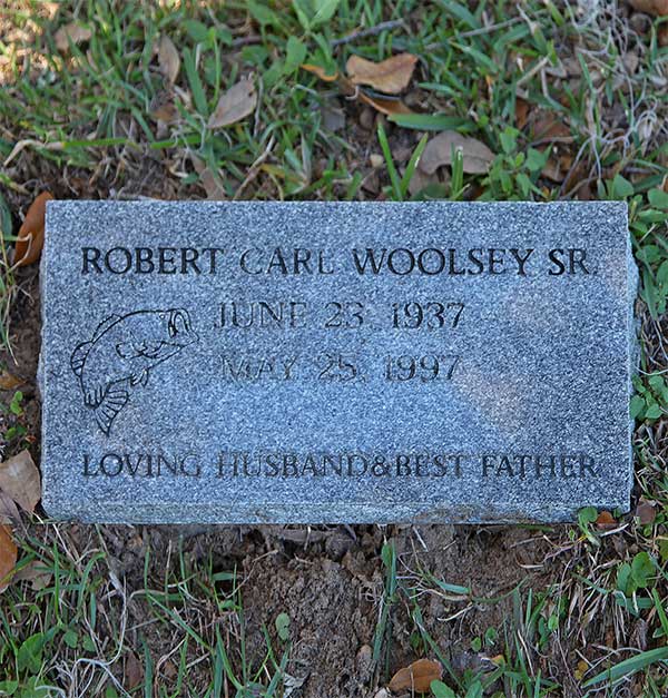 Robert Carl Woolsey Gravestone Photo