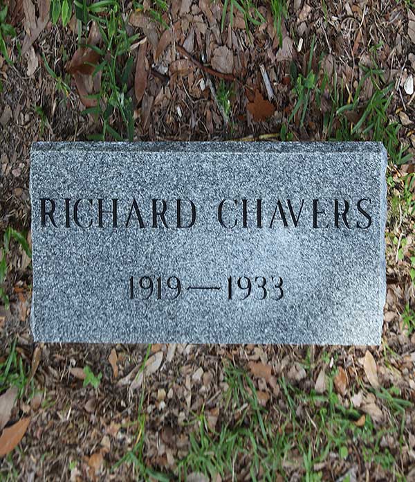 Richard Chavers Gravestone Photo