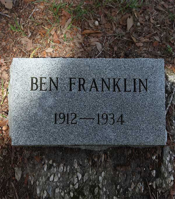 Ben Franklin Gravestone Photo