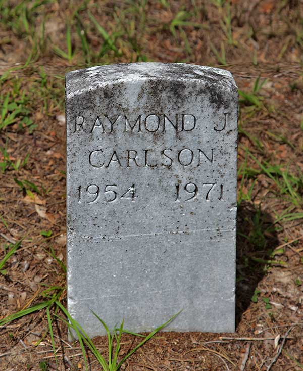 Raymond J. Carlson Gravestone Photo