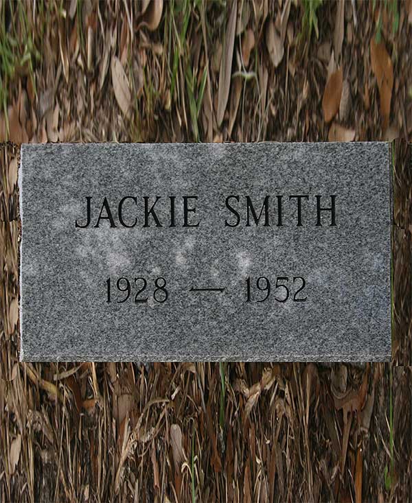 Jackie Smith Gravestone Photo