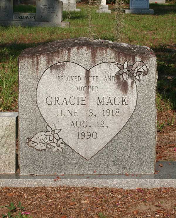 Gracie Mack Gravestone Photo