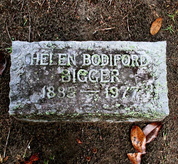 Helen Bodiford Bigger Gravestone Photo