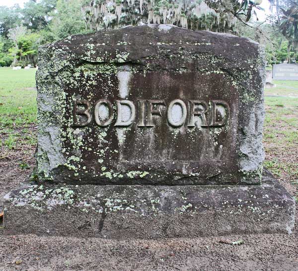  Bodiford monument Gravestone Photo