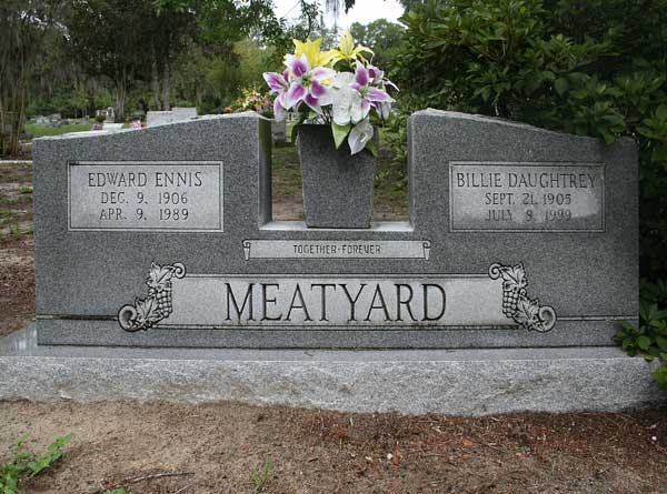 Edward Ennis & Billie Daughtrey Meatyard Gravestone Photo