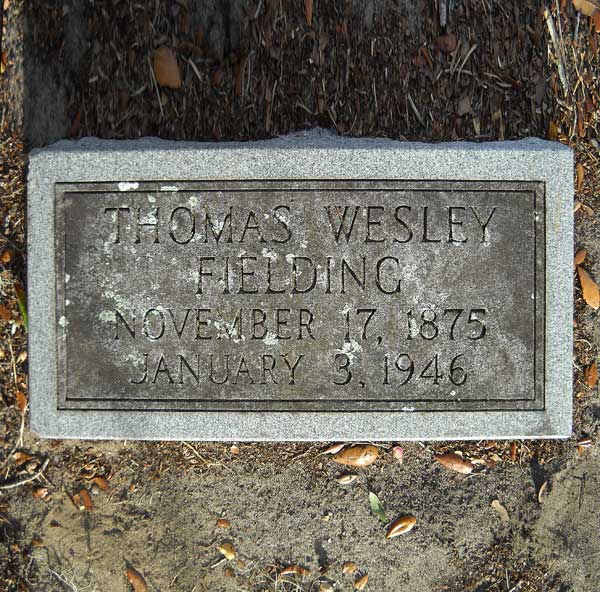 Thomas Wesley Fielding Gravestone Photo