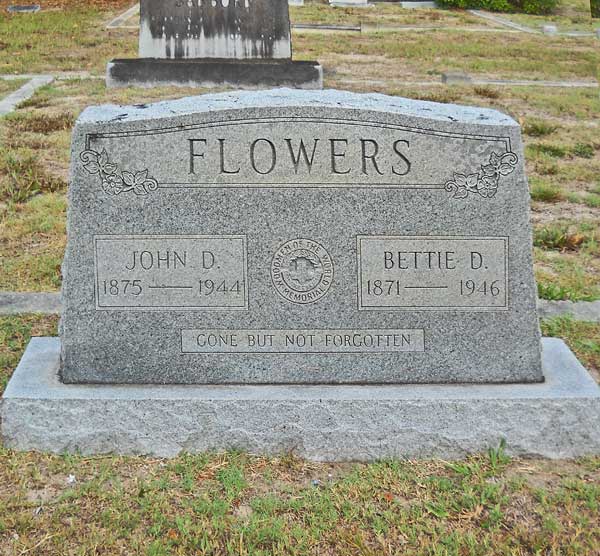 John D. & Bettie D. Flowers Gravestone Photo