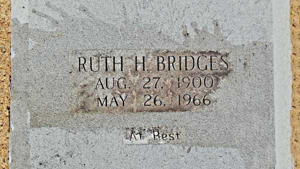 Ruth H. Bridges Gravestone Photo