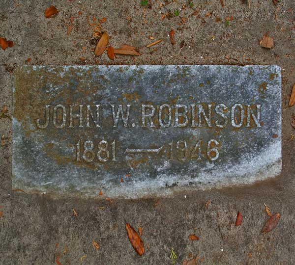 John W. Robinson Gravestone Photo