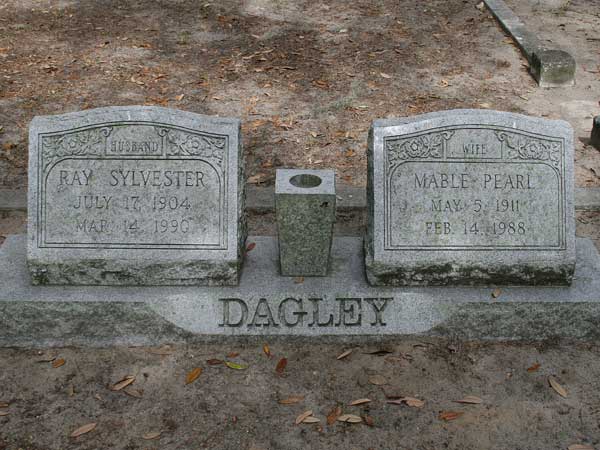 Ray Sylvester & Mable Pearl Dagley Gravestone Photo