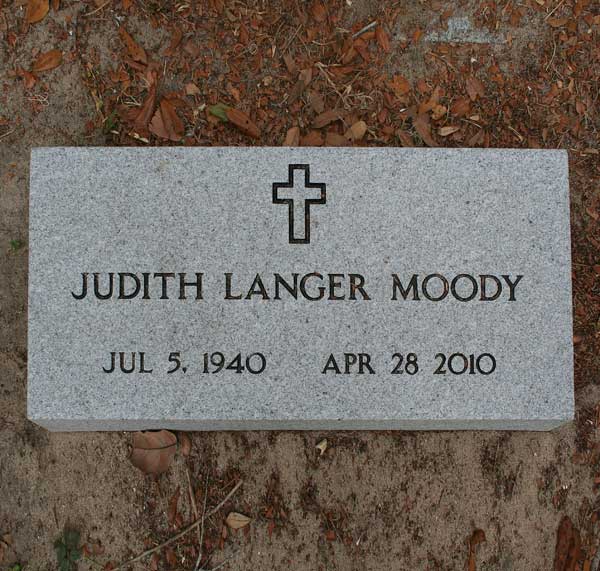 Judith Langer Moody Gravestone Photo
