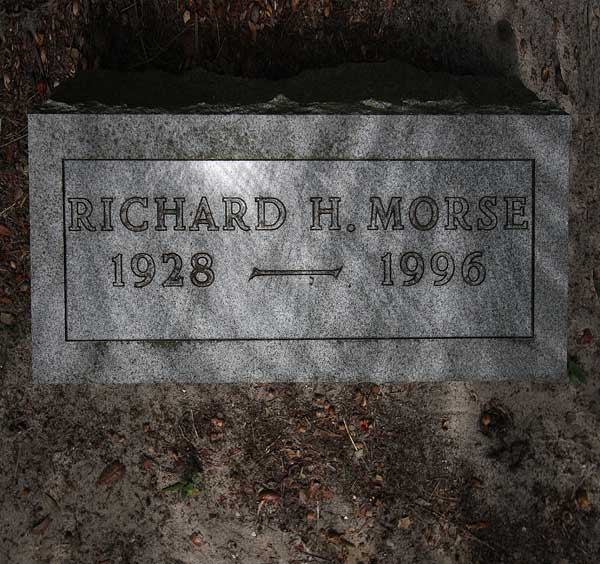 Richard H. Morse Gravestone Photo