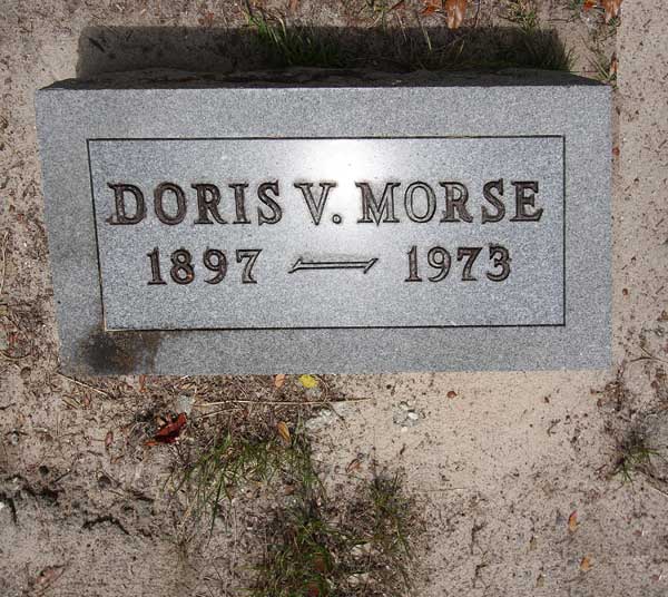 Doris V. Morse Gravestone Photo