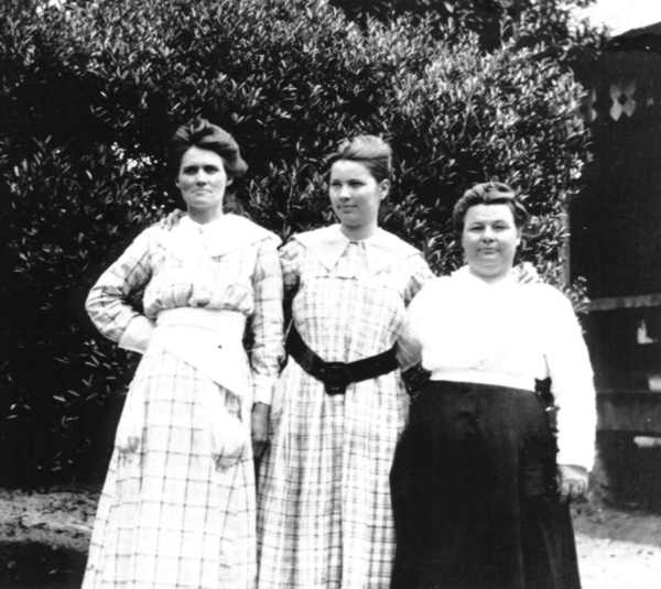 Three Rawls Sisters